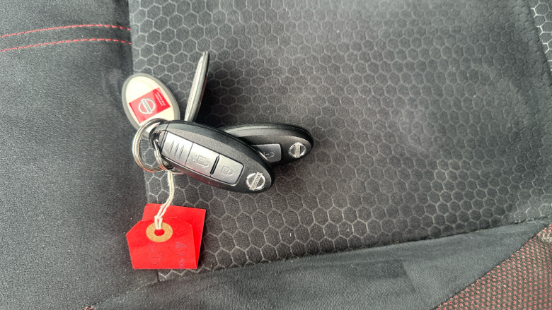 Nissan Juke 1.2 DiG-T N-Connecta 5dr Petrol Hatchback